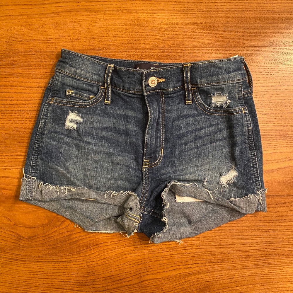 Hollister High Rise Short Short